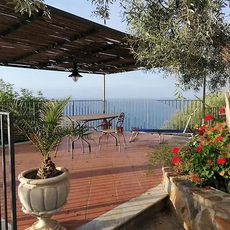 Stone Apartment Cefalu